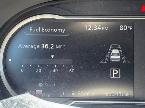 Used 2024 Nissan Versa SR FWD image 27
