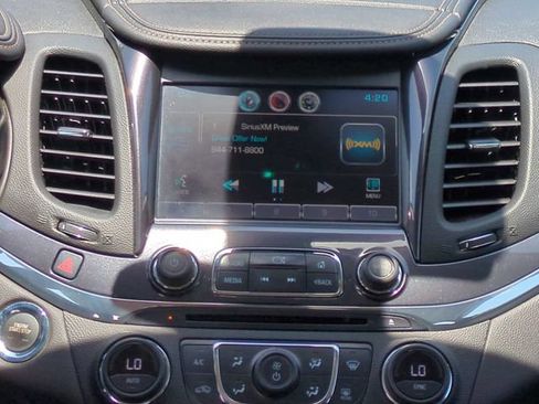 Used 2015 Chevrolet Impala LTZ FWD image 19