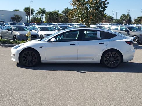 Used 2022 Tesla Model 3 Performance image 7