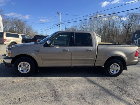 Used 2002 Ford F150 XLT image 2