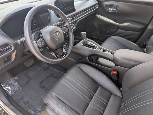 Certified 2024 Honda HR-V EX-L image 11