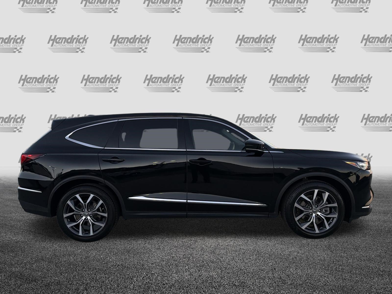 Used 2024 Acura MDX w/ Technology Package AWD/4WD image 11