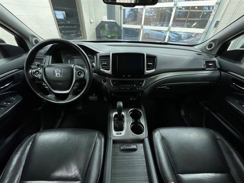 Used 2018 Honda Ridgeline RTL-T image 20