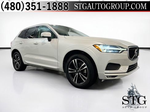 Used 2021 Volvo XC60 T5 Momentum w/ Protection Package Premier image 1