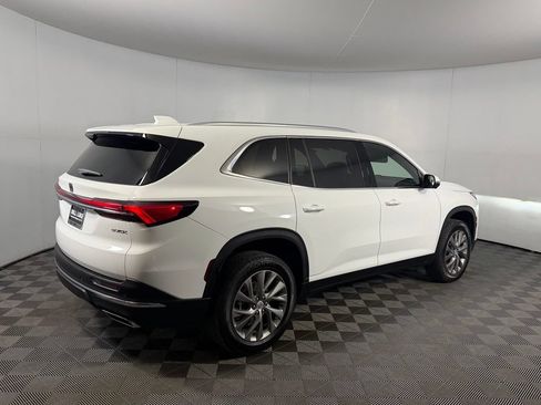 Used 2026 Buick Enclave Preferred FWD image 9