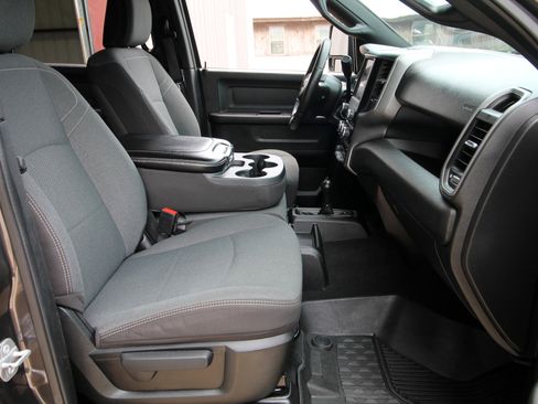 Used 2023 RAM 2500 Tradesman AWD/4WD image 33