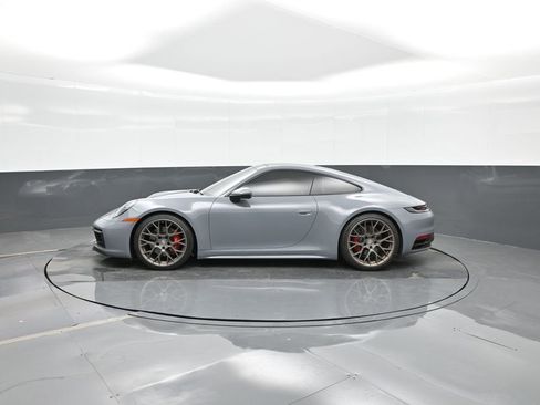 Certified 2024 Porsche 911 Carrera 4S image 2