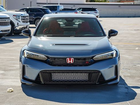 Used 2025 Honda Civic Type R image 2