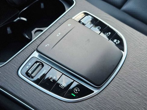 Used 2022 Mercedes-Benz GLC 300 GLC 300 image 29