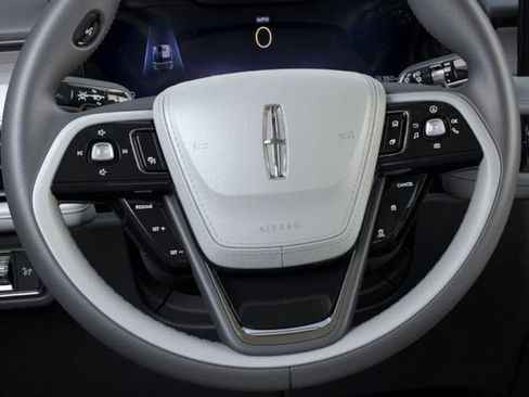 New 2026 Lincoln Aviator Reserve w/ Luxury Package AWD/4WD image 12