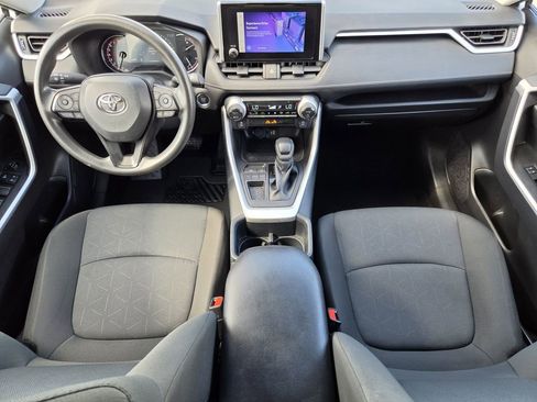 Used 2025 Toyota RAV4 XLE FWD image 13