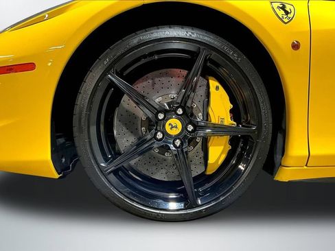 Used 2013 Ferrari 458 Italia Coupe RWD image 27