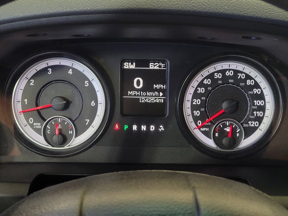 Used 2015 RAM 1500 Express AWD/4WD image 23