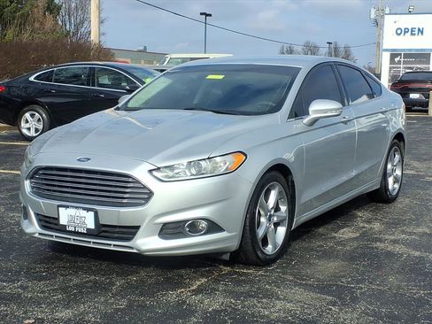 Used 2016 Ford Fusion SE image 34