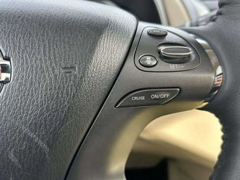 Used 2019 Nissan Murano Platinum image 17