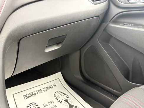 Used 2024 Chevrolet Equinox RS FWD image 23