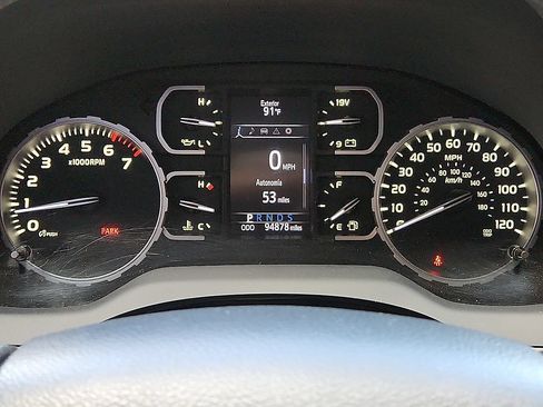 Used 2020 Toyota Tundra SR5 w/ SR5 Upgrade Package AWD/4WD image 10