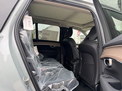 New 2026 Volvo XC90 T8 Plus w/ Protection Package AWD/4WD image 4