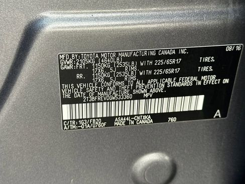 Used 2016 Toyota RAV4 LE image 29