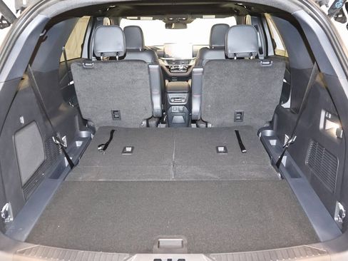 New 2026 Ford Explorer ST-Line w/ ST-Line Street Pack image 33