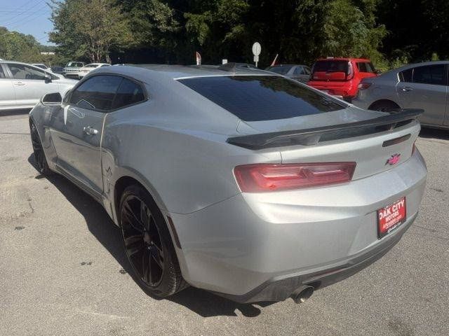 Used 2016 Chevrolet Camaro LT RWD image 7