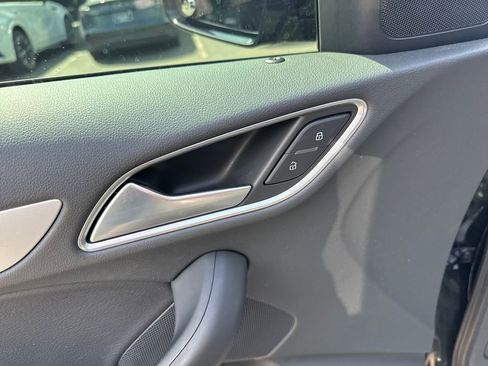 Used 2018 Audi Q3 2.0T Premium image 32