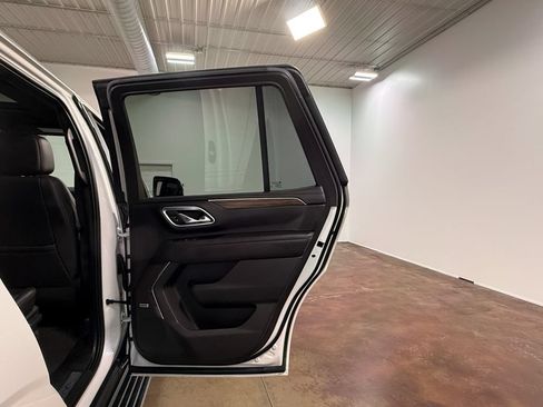 Used 2021 Chevrolet Tahoe High Country w/ Premium Package AWD/4WD image 62