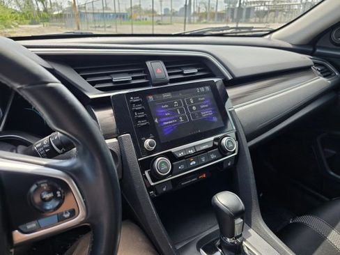 Used 2021 Honda Civic EX image 26