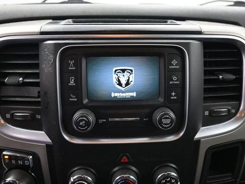 Used 2019 RAM 1500 Classic SLT image 20