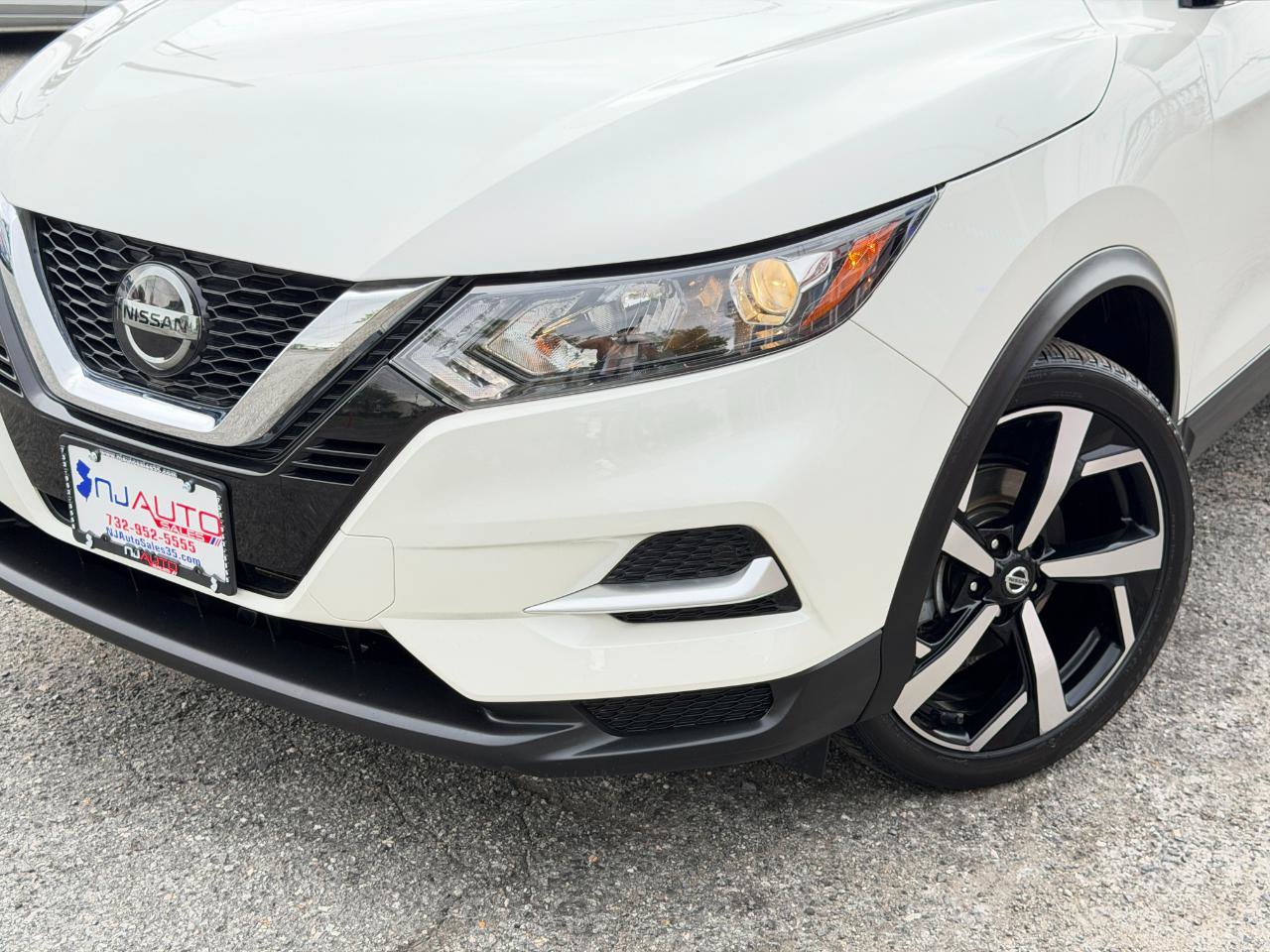 Used 2022 Nissan Rogue Sport SL AWD/4WD image 93