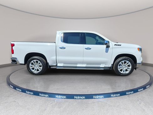 Used 2023 Chevrolet Silverado 1500 LTZ w/ LTZ Premium Package AWD/4WD image 5