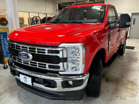 New 2025 Ford F350 XLT image 6