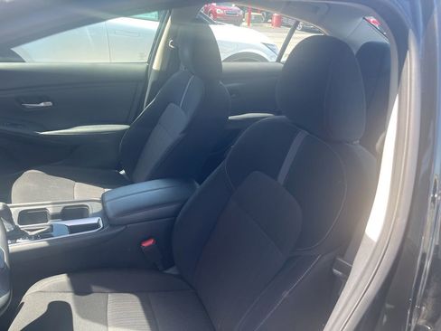 Used 2024 Nissan Sentra SV w/ All-Weather Package FWD image 7