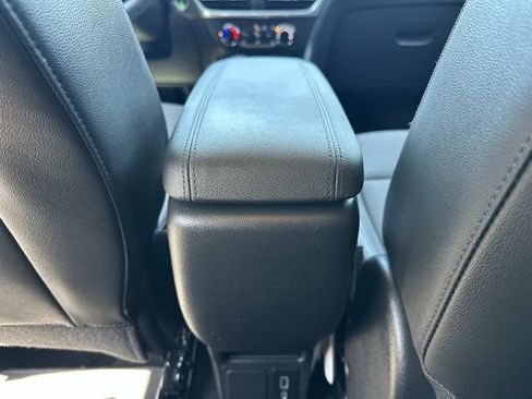 Used 2024 Buick Encore GX Preferred w/ Comfort Package AWD/4WD image 13