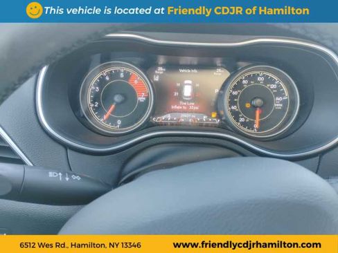 Used 2022 Jeep Cherokee Limited image 14