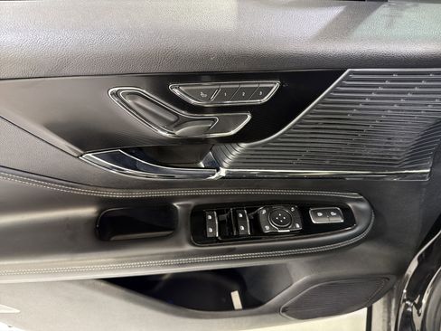 Used 2021 Lincoln Corsair FWD w/ Equipment Group 101A image 14