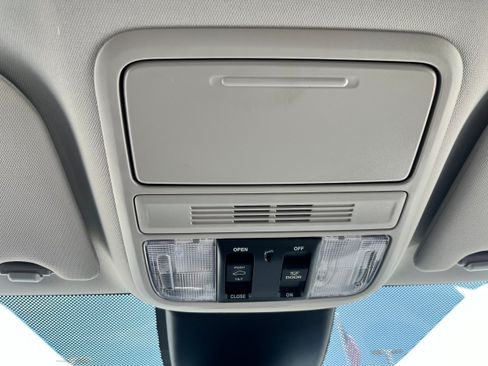 New 2026 Honda Odyssey EX-L image 18