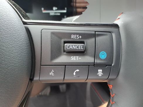 New 2026 Nissan Kicks SR FWD image 18
