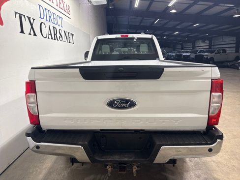 Used 2022 Ford F250 XL w/ Power Equipment Group AWD/4WD image 7