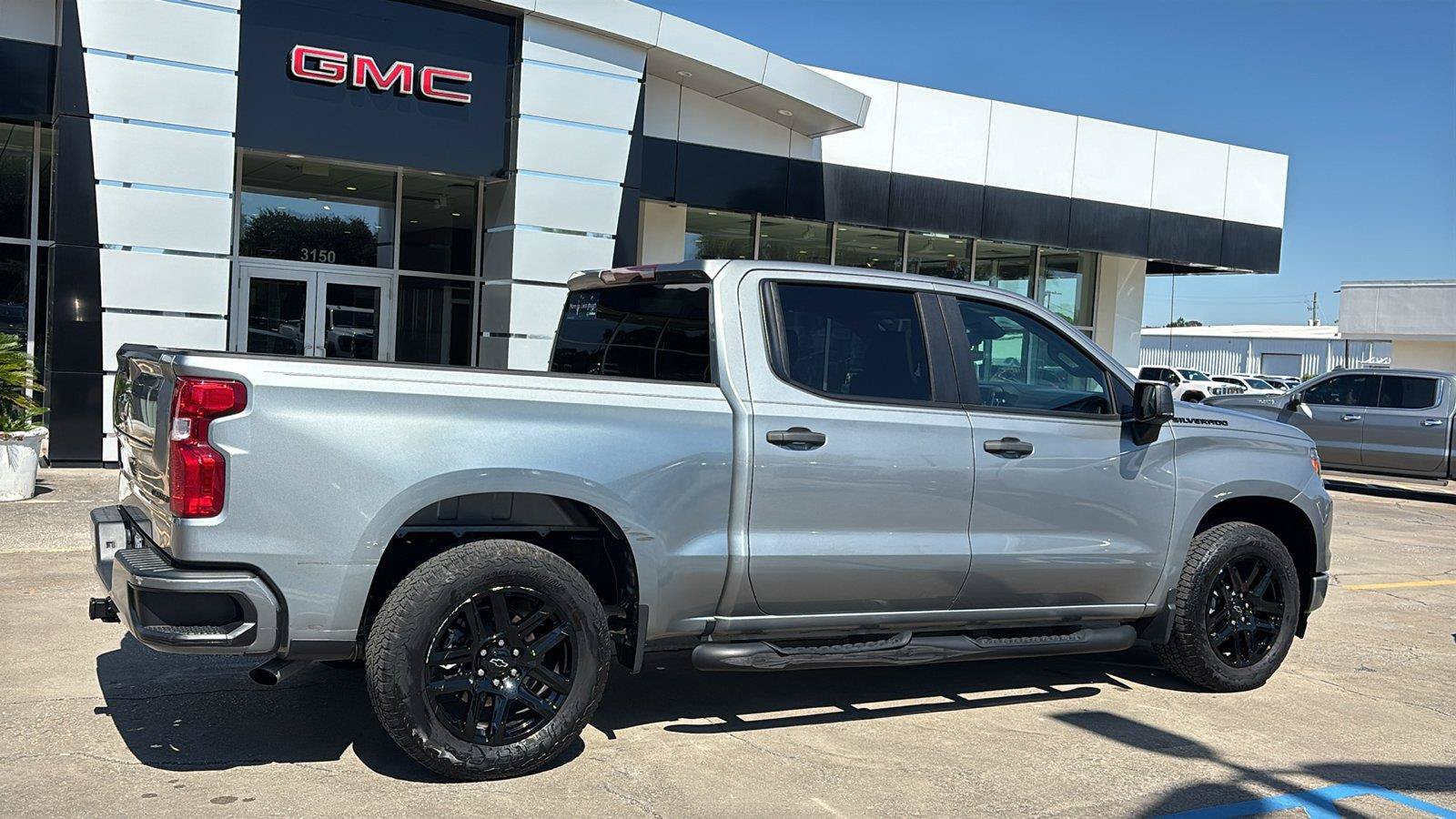 Certified 2024 Chevrolet Silverado 1500 Custom w/ Turbomax Blackout Package RWD image 8