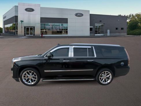 Used 2016 Cadillac Escalade ESV Platinum image 7
