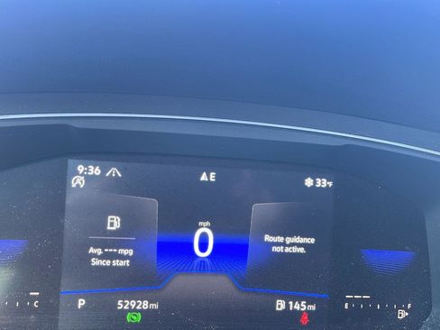 Certified 2022 Volkswagen Tiguan SE image 8