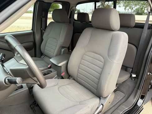 Used 2006 Nissan Frontier XE w/ (G01) XE Preferred Pkg RWD image 44