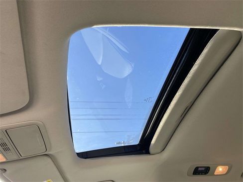 Used 2025 Honda Odyssey EX-L image 17