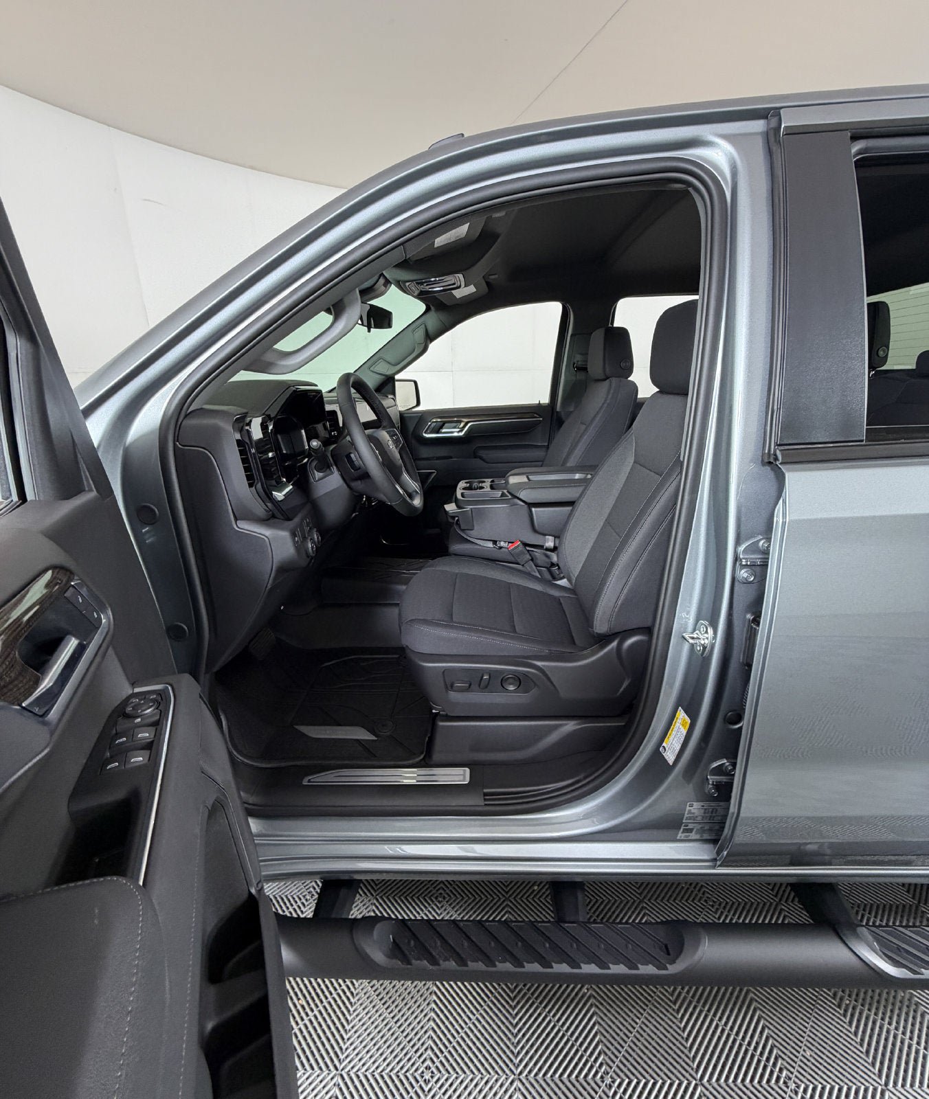 New 2026 Chevrolet Silverado 1500 RST w/ RST Select Package RWD image 8