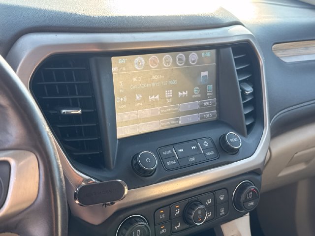Used 2017 GMC Acadia Denali w/ Technology Package FWD image 25