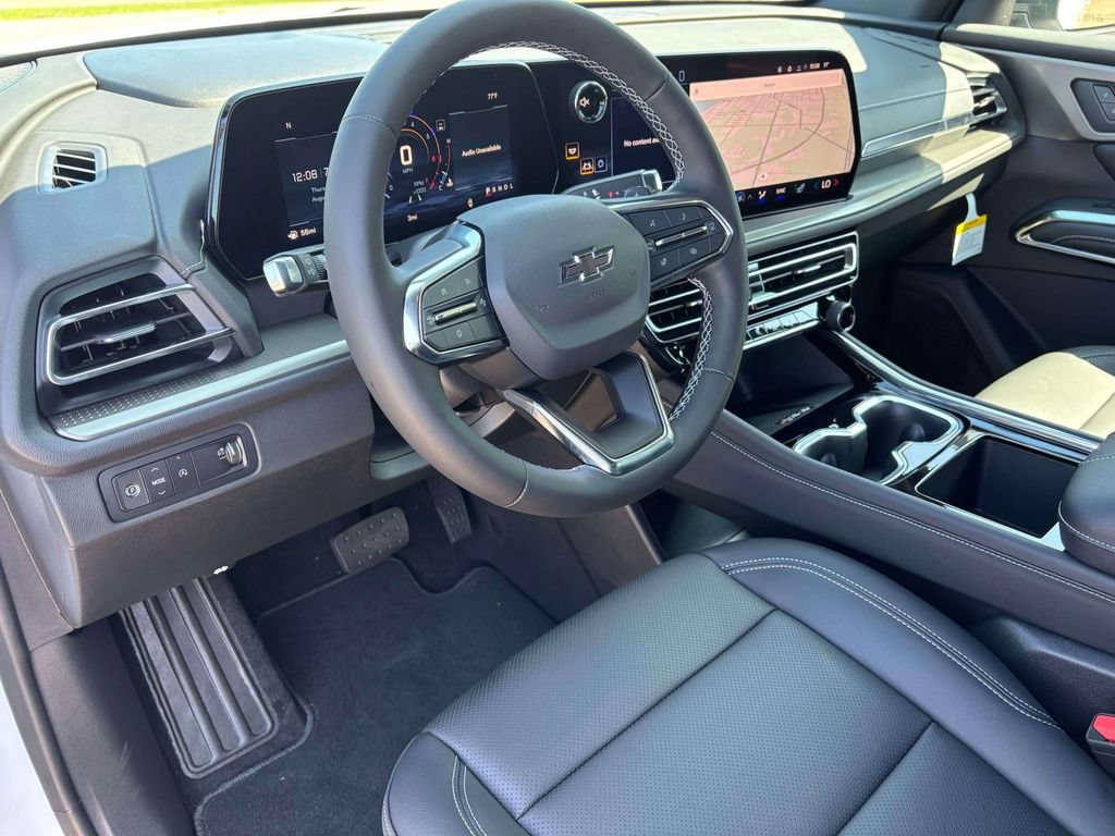 New 2027 Chevrolet Traverse LT w/ Midnight/Sport Edition FWD image 6