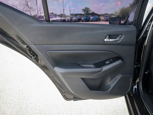 Used 2021 Nissan Altima 2.5 SV image 28