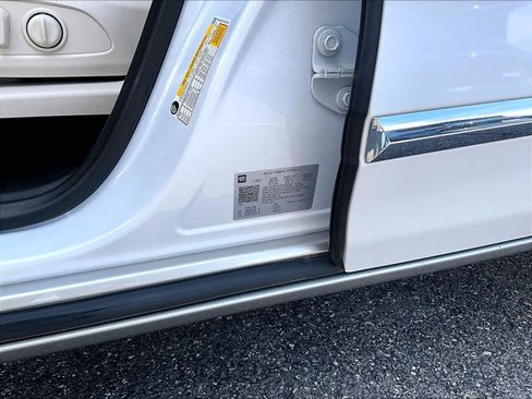 Used 2023 Buick Enclave Essence w/ Experience Buick Package image 35