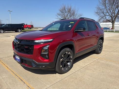 New 2026 Chevrolet Equinox RS w/ LPO, Floor Liner Package AWD/4WD image 4